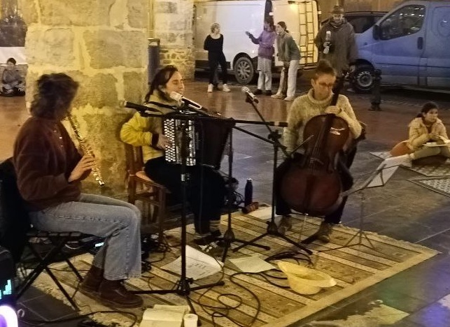 Les Gonz'ailes à L'Esc'HALLE